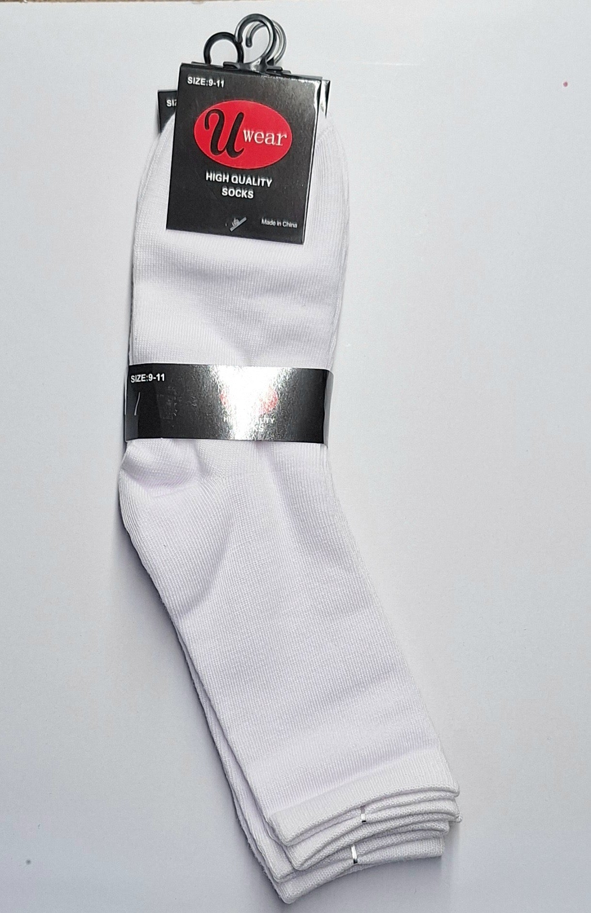 MEDIAS DE VESTIR LARGA BLANCA.————— $1.99