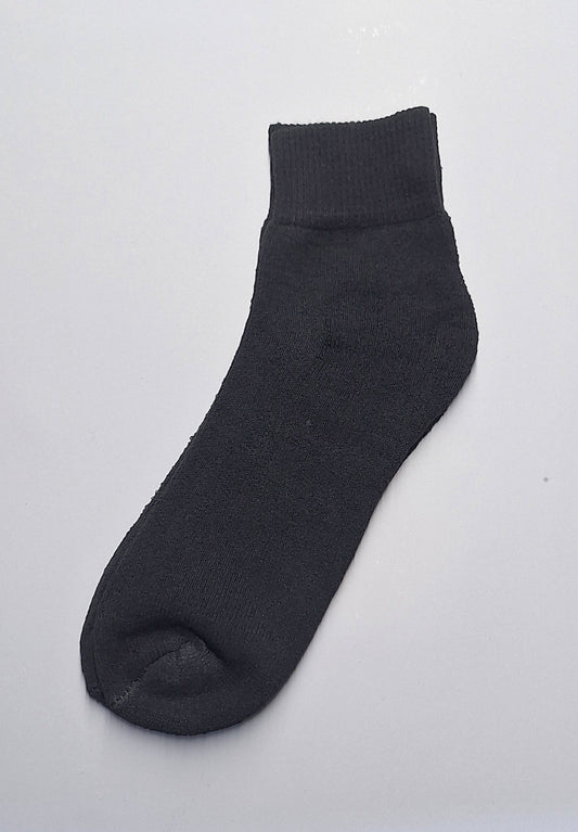 MEDIAS SPORT BLACK CORTA.————— $1.99