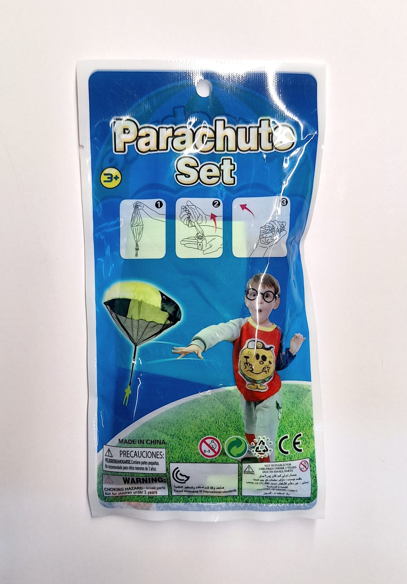 PARACHUTE SET.—————— $2.99